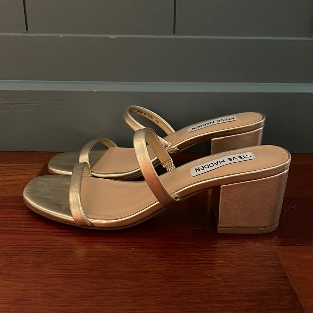 Steve Madden Issy Gold Sandal